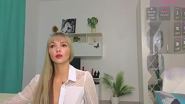 Molliblum online show from 10/02/25, 02:13