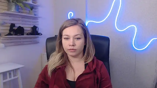 Snapshot of holly_xglam chatting on 01/20/25, 07:36 holly xglam online show from 01/20/25, 07:36