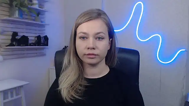 Snapshot of holly_xglam chatting on 01/21/25, 09:35 holly xglam online show from 01/21/25, 09:35