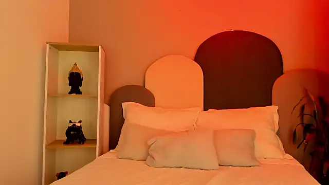 TaraCarson online show from 02/25/26, 02:43