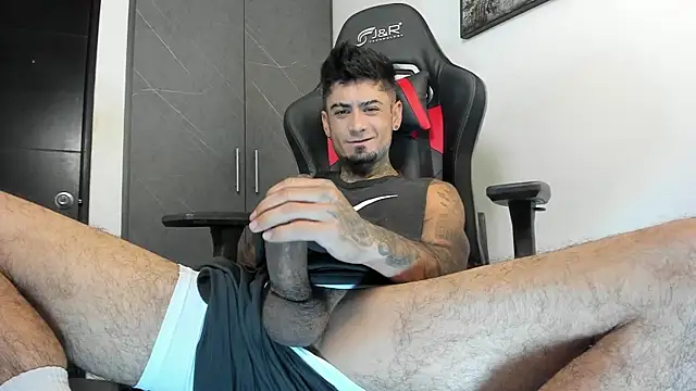 sergiio mesa27 online show from 10/04/25, 01:42