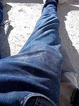 Kurtsikicixh online show from 12/16/25, 09:47