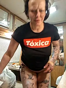 badcookie221 online show from 05/23/26, 06:07