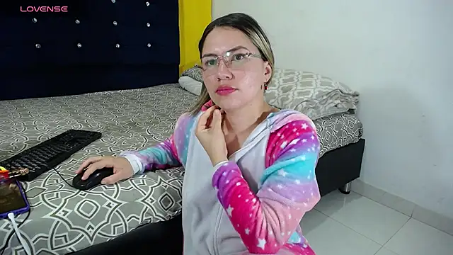 Snapshot of melpark chatting on 03/17/25, 03:36 melpark online show from 03/17/25, 03:36