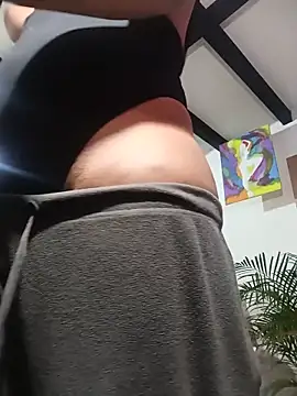 thirstymoonxx online show from 06/17/26, 05:10