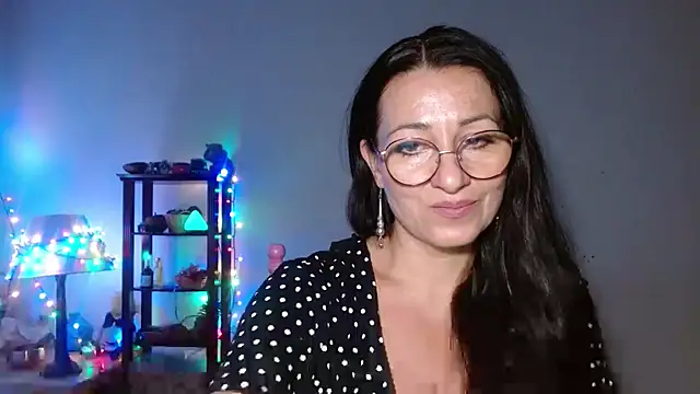 Snapshot of KeisyNeonX chatting on 10/04/25, 07:34 KeisyNeonX online show from 10/04/25, 07:34