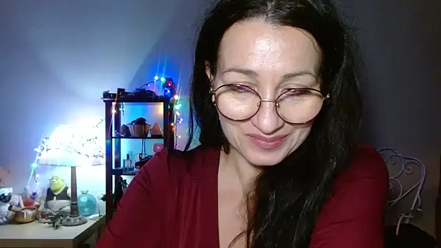 Snapshot of KeisyNeonX chatting on 12/05/25, 08:49 KeisyNeonX online show from 12/05/25, 08:49