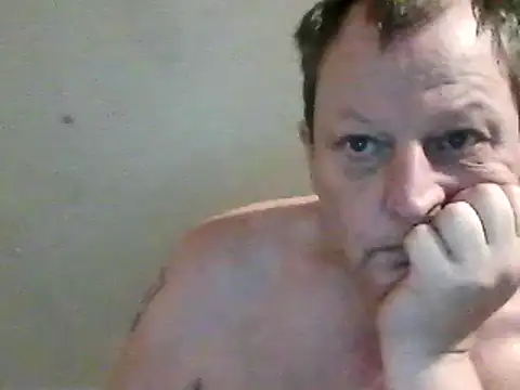 Snapshot of chubbybear2cum chatting on 02/24/25, 11:21 chubbybear2cum online show from 02/24/25, 11:21
