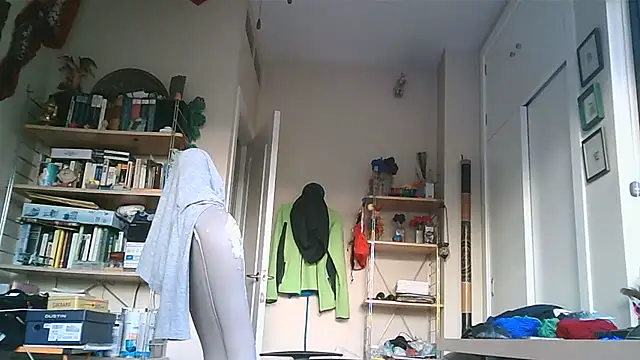 Snapshot of galaudin_3x_ chatting on 02/10/25, 07:58 galaudin 3x online show from 02/10/25, 07:58