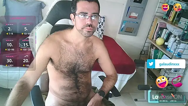 Snapshot of galaudin_3x_ chatting on 10/27/25, 10:19 galaudin 3x online show from 10/27/25, 10:19