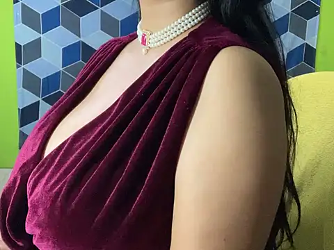 Aishwarya 101  online show from 02/04/25, 06:14