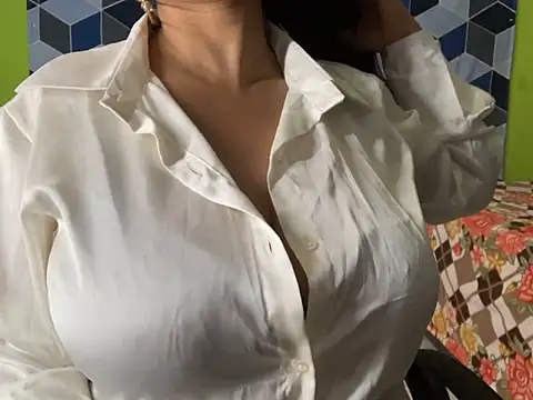 Aishwarya 101  online show from 02/19/25, 09:58