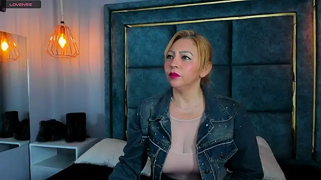 Snapshot of _Addic_ chatting on 03/14/25, 12:51 Addic online show from 03/14/25, 12:51