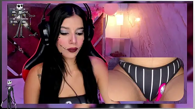 SweetieCloe  online show from 10/14/25, 09:04