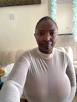 Snapshot of Naughty-sonia2 chatting on 03/14/25, 07:15 Naughty-sonia2 online show from 03/14/25, 07:15