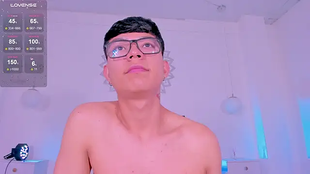 CodyTwink online show from 11/08/25, 04:51