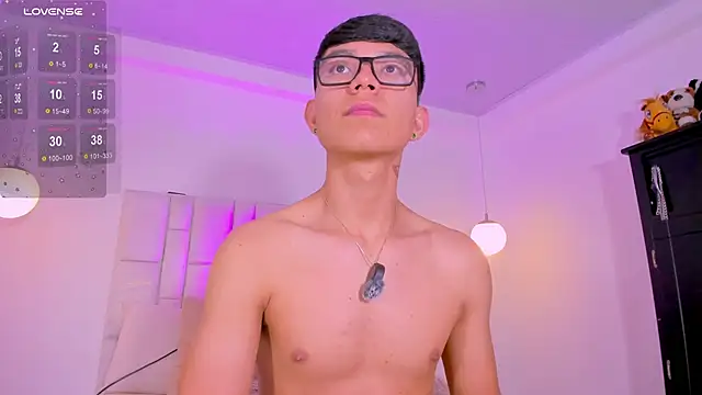 CodyTwink online show from 04/11/26, 12:15