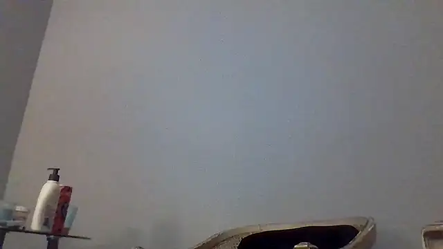 Snapshot of AllLeggs chatting on 03/17/25, 07:02 AllLeggs online show from 03/17/25, 07:02