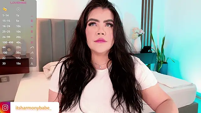 Snapshot of Harmonybabe_ chatting on 07/08/26, 08:13 Harmonybabe online show from 07/08/26, 08:13