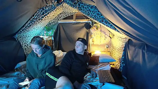 Snapshot of 38koppel1985 chatting on 09/11/25, 11:05 38koppel1985 online show from 09/11/25, 11:05