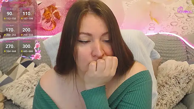 Snapshot of Nataly_cute chatting on 02/07/26, 07:39 Nataly cute online show from 02/07/26, 07:39