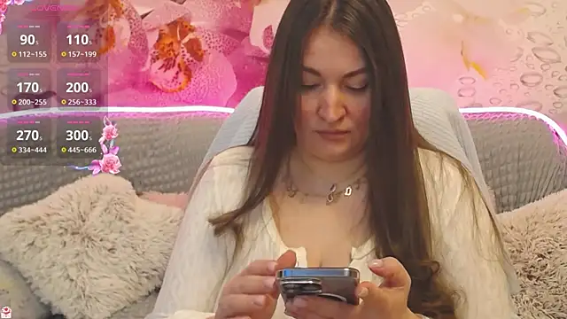 Snapshot of Nataly_cute chatting on 02/22/26, 07:56 Nataly cute online show from 02/22/26, 07:56