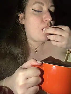 Snapshot of Nataly_cute chatting on 02/26/26, 07:46 Nataly cute online show from 02/26/26, 07:46