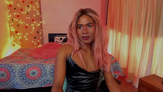 Snapshot of blackbarbietrans chatting on 02/06/25, 09:38 blackbarbietrans online show from 02/06/25, 09:38