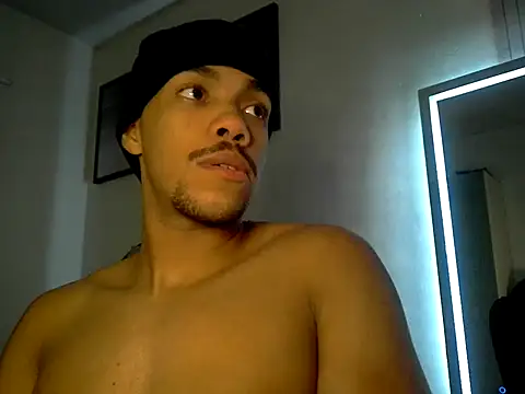 blackbaby101010 online show from 06/05/26, 12:17