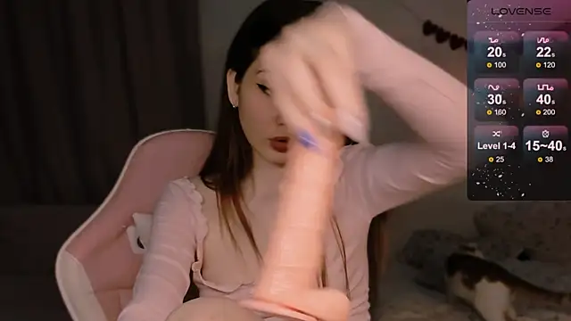 Snapshot of CoddleWeeper_ chatting on 11/25/25, 10:48 CoddleWeeper online show from 11/25/25, 10:48