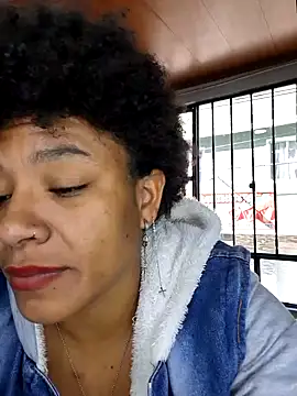 Snapshot of Selket11 chatting on 01/12/25, 02:09 Selket11 online show from 01/12/25, 02:09