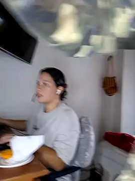 Snapshot of Selket11 chatting on 03/06/25, 04:07 Selket11 online show from 03/06/25, 04:07