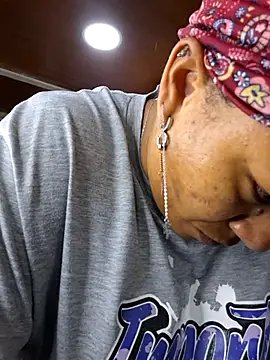 Snapshot of Selket11 chatting on 03/22/25, 04:58 Selket11 online show from 03/22/25, 04:58