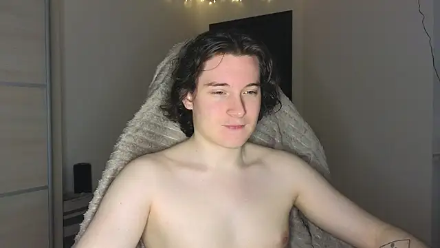 MoreRealAlex online show from 11/13/25, 09:58