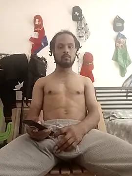 Snapshot of KingDragon098 chatting on 09/15/25, 12:21 KingDragon098 online show from 09/15/25, 12:21