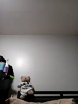 Snapshot of KingDragon098 chatting on 11/28/25, 01:30 KingDragon098 online show from 11/28/25, 01:30