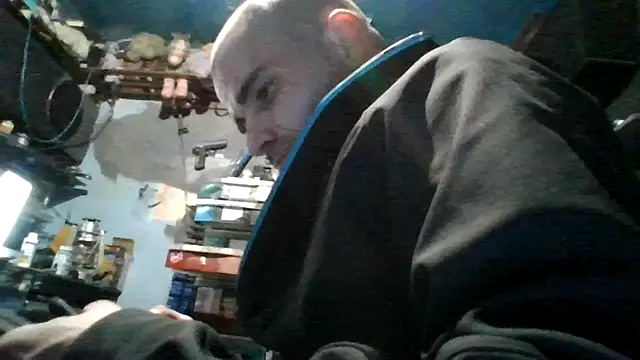 robeaulieu02 online show from 12/03/25, 06:21