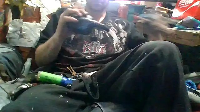 robeaulieu02 online show from 12/14/25, 08:02