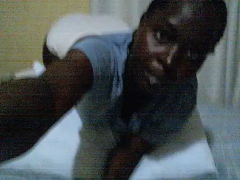 Snapshot of ara_bella chatting on 11/03/25, 08:54 ara bella online show from 11/03/25, 08:54