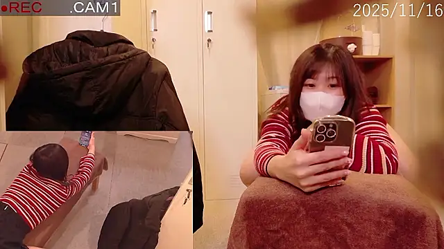 Snapshot of ManaMi-maru chatting on 11/16/25, 12:22 ManaMi-maru online show from 11/16/25, 12:22