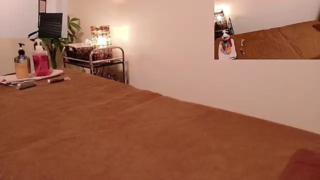 Snapshot of ManaMi-maru chatting on 12/05/25, 12:25 ManaMi-maru online show from 12/05/25, 12:25