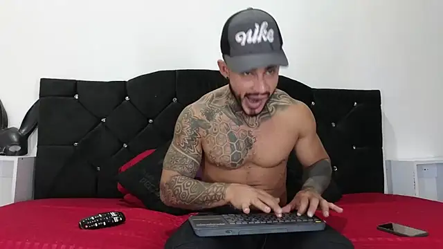 john cartter1 online show from 03/05/25, 11:17