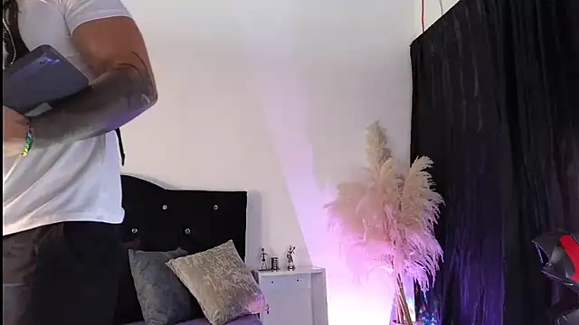 john cartter1 online show from 10/30/25, 11:11