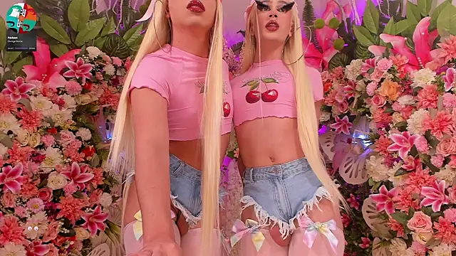 Snapshot of AlisonSharon chatting on 03/10/25, 02:28 AlisonSharon online show from 03/10/25, 02:28