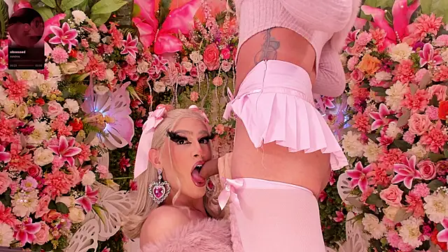 Snapshot of AlisonSharon chatting on 03/23/25, 05:00 AlisonSharon online show from 03/23/25, 05:00