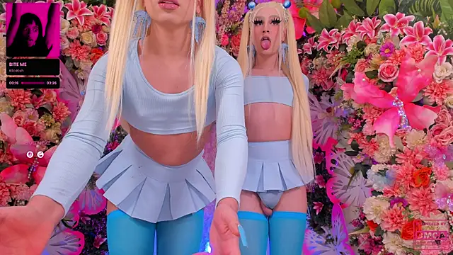 Snapshot of AlisonSharon chatting on 10/19/25, 03:29 AlisonSharon online show from 10/19/25, 03:29