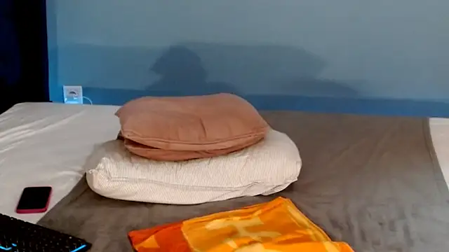 Snapshot of AnnaMaee chatting on 01/14/25, 02:40 AnnaMaee online show from 01/14/25, 02:40