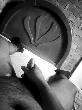 Dnick2 online show from 03/04/25, 02:42