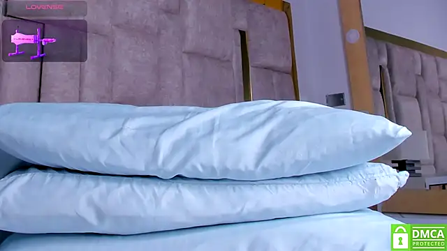 Eris Rose online show from 11/07/25, 08:20