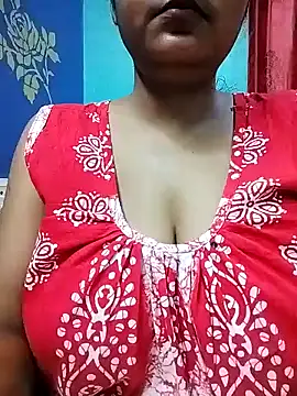 Snapshot of Nancy-22 chatting on 12/07/24, 09:17 Nancy-22 online show from 12/07/24, 09:17